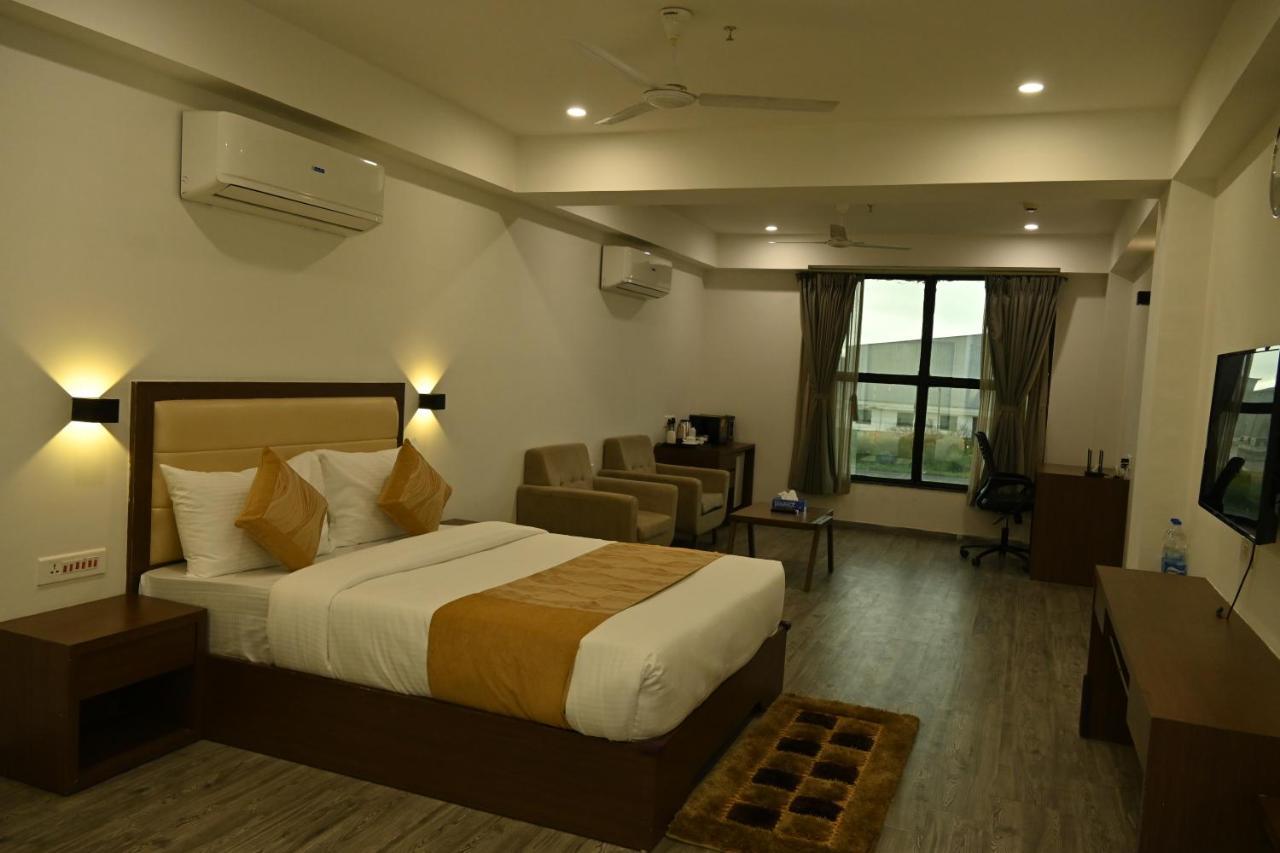 The Orange Zest Hotell Vithalpur Eksteriør bilde